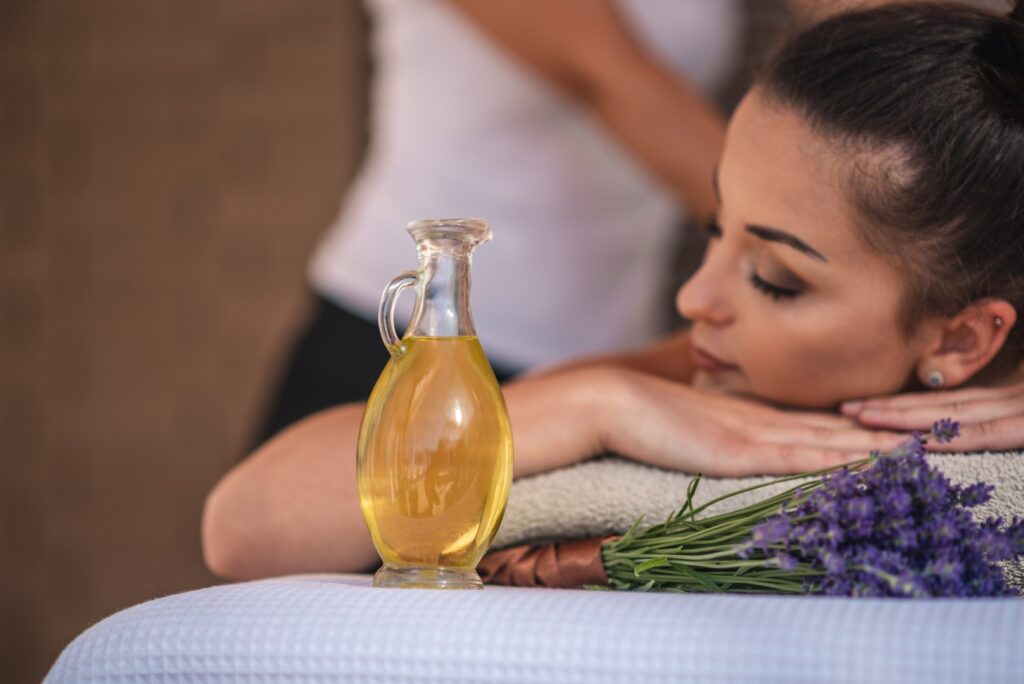 Klinična aromaterapevtska masaža – Razstrupljanje 50 min.
